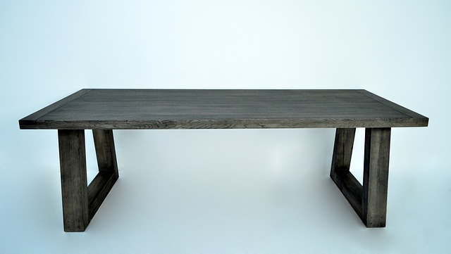 billiard-table-640x480-37926289.jpeg