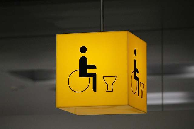 clogged-toilet-640x480-57070843.jpeg